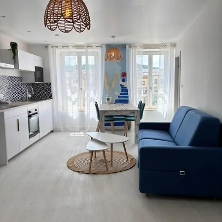 Escapade Santorini Apartment Epinal